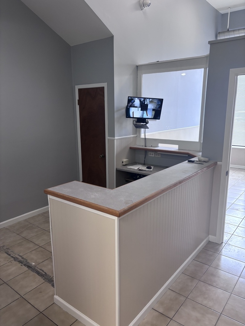 3224 W Armitage Avenue Property Photo 18