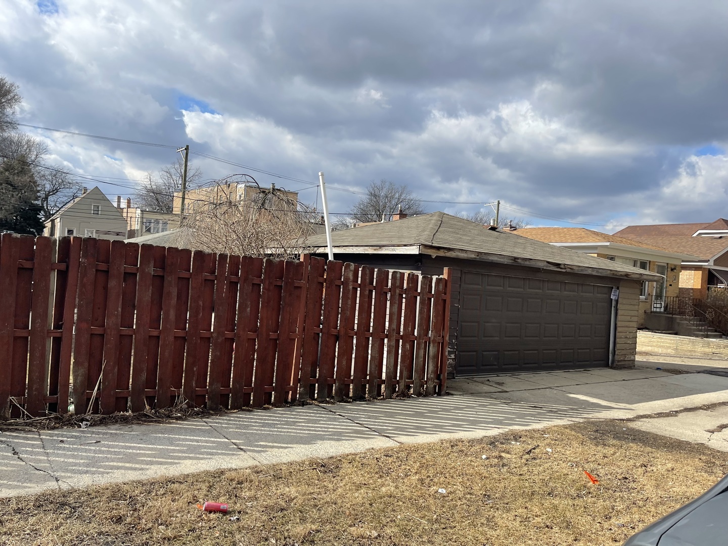1932 W 38th Street Property Photo 4