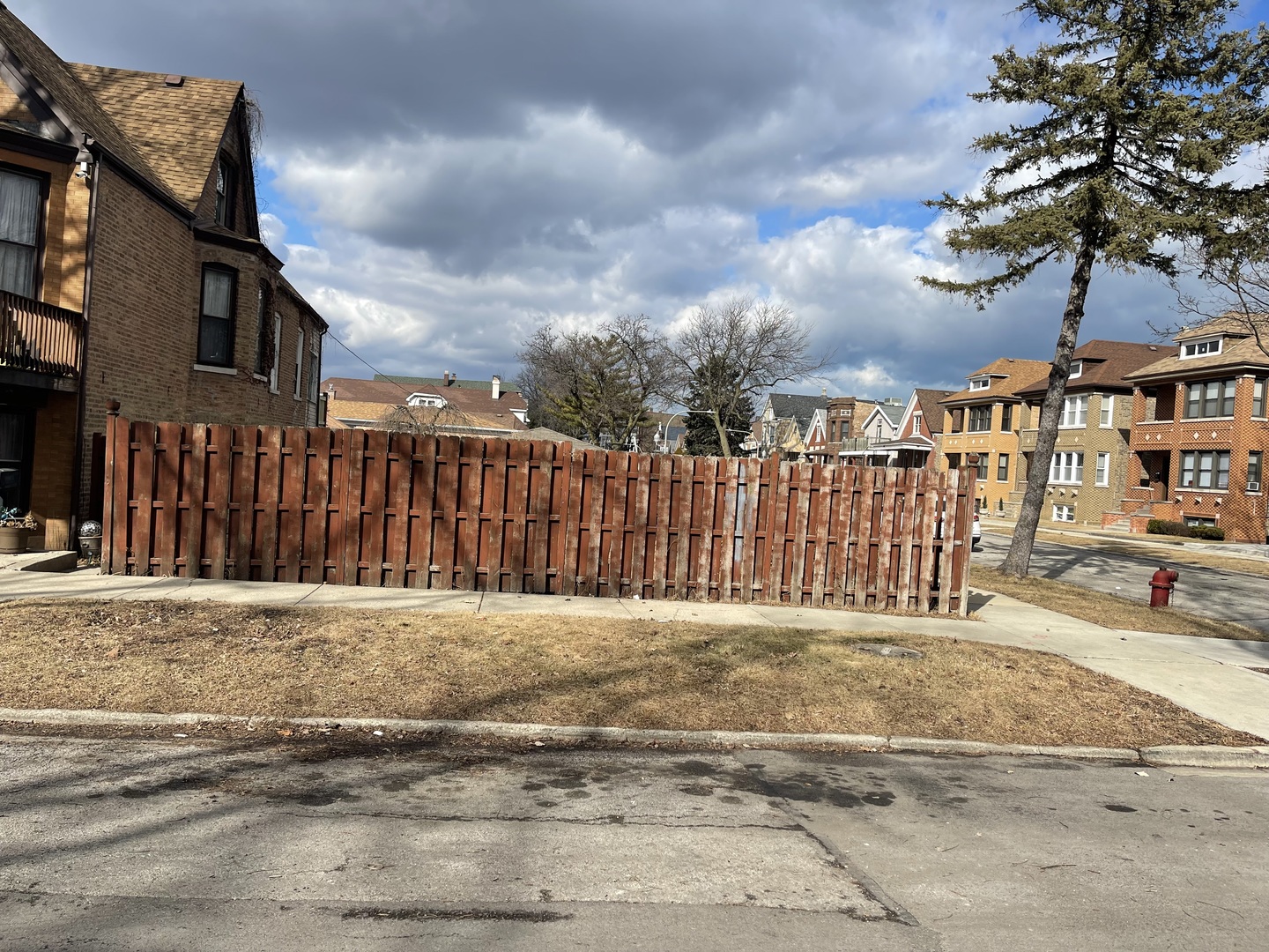 1932 W 38th Street Property Photo 10