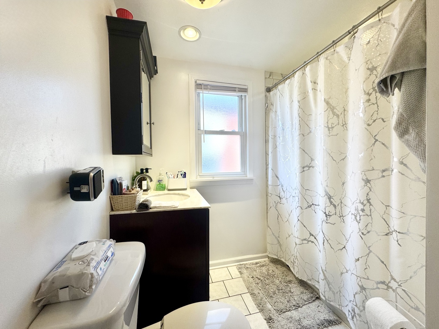 5758 W Warwick Avenue Property Photo 13