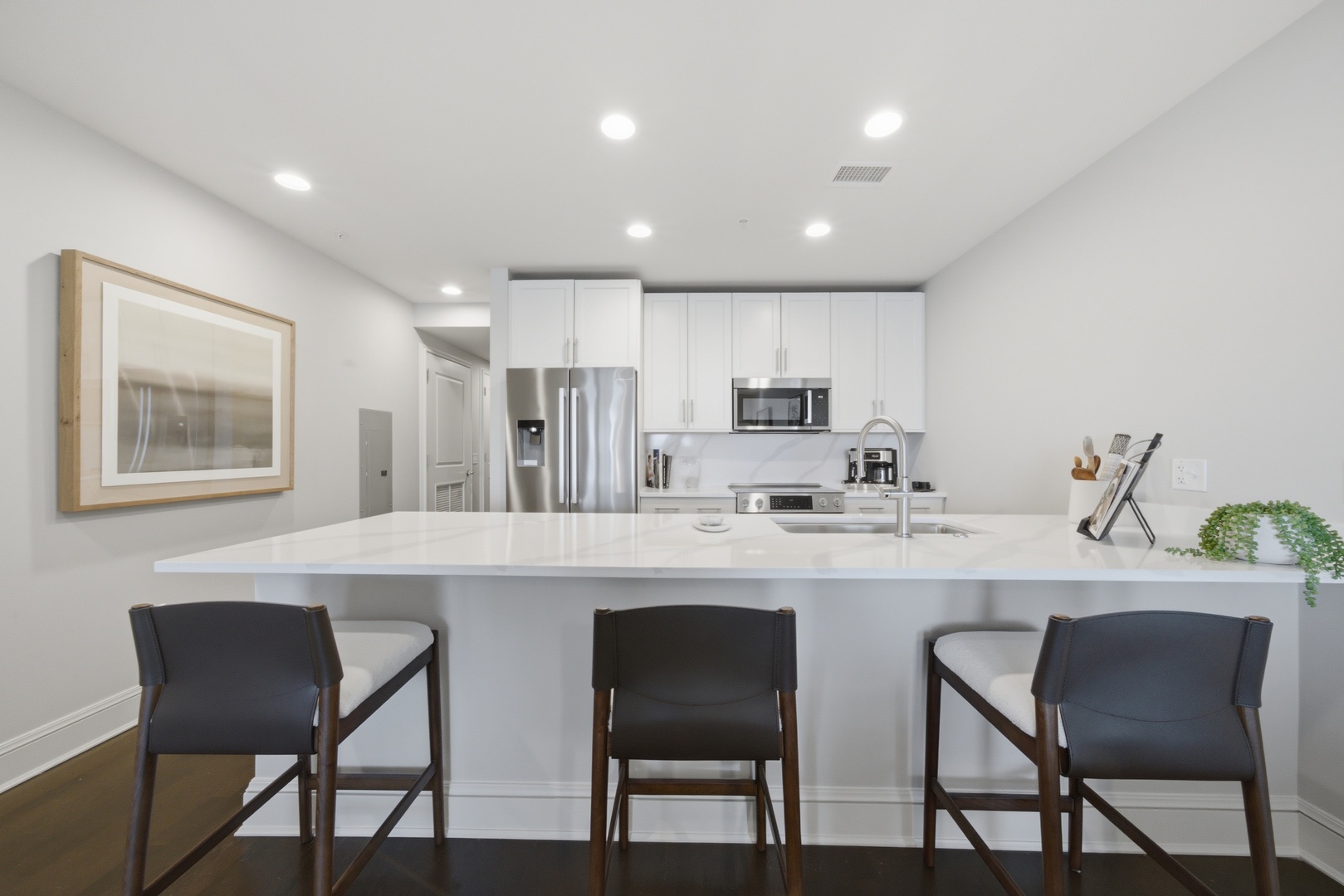 850 N Lake Shore Drive 1602 Property Photo 15