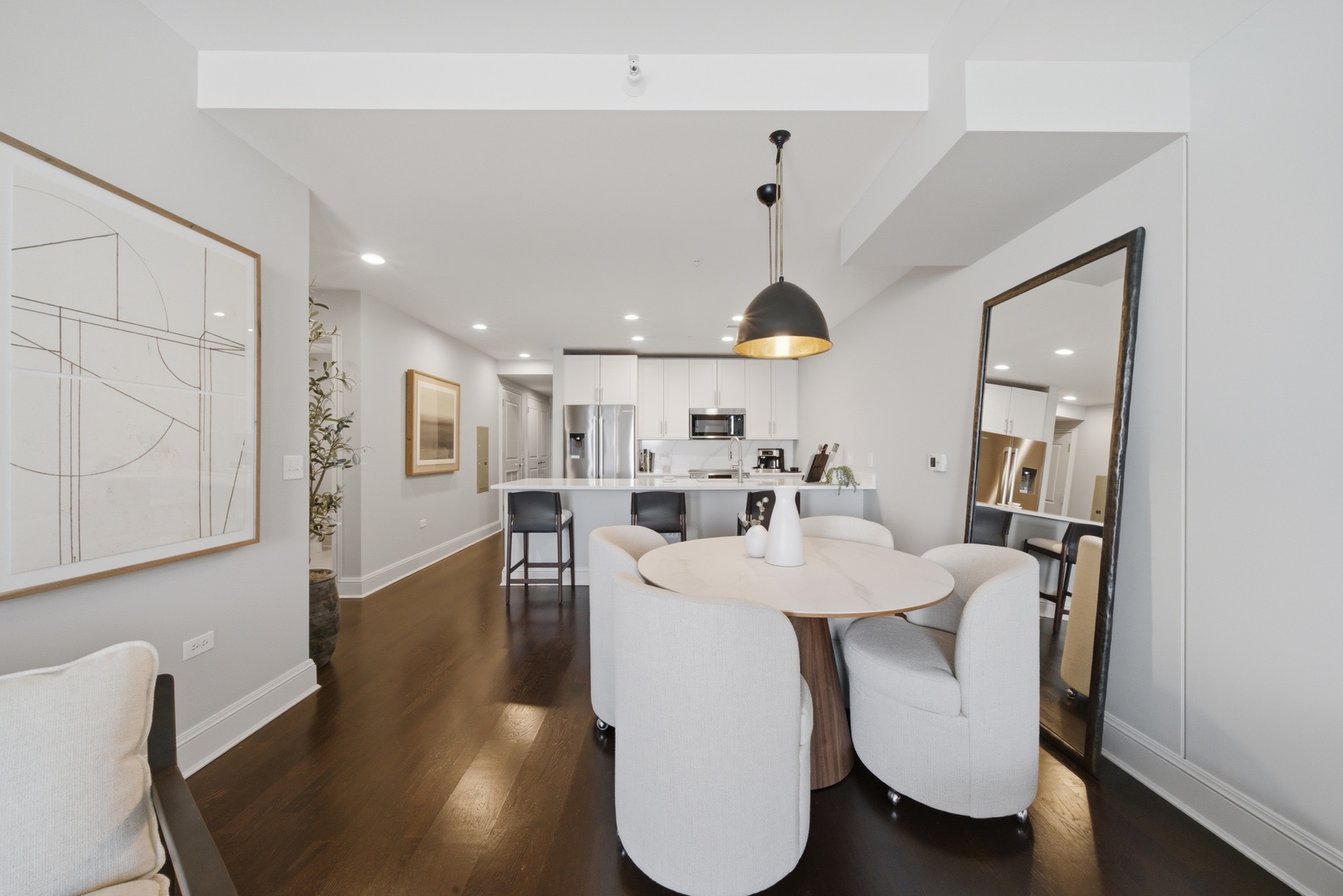850 N Lake Shore Drive 1602 Property Photo 21