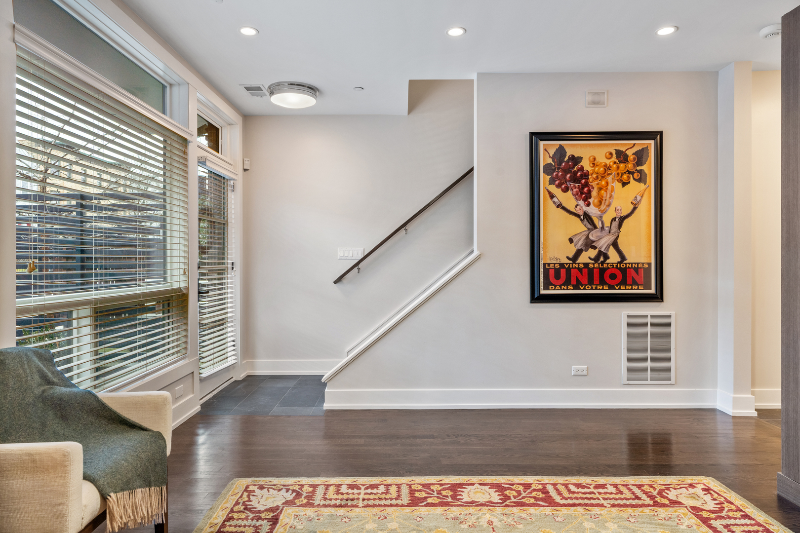 1303 W Diversey Parkway Property Photo 33