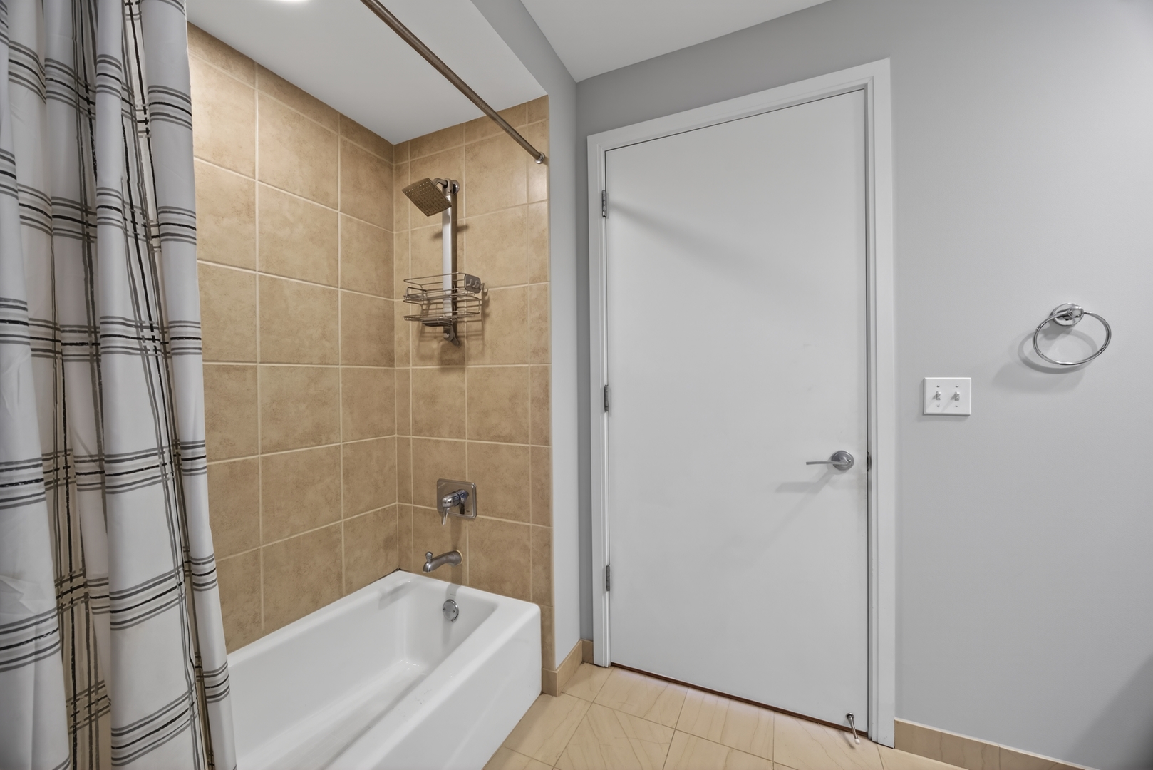 60 E Monroe Street 1903 Property Photo 14