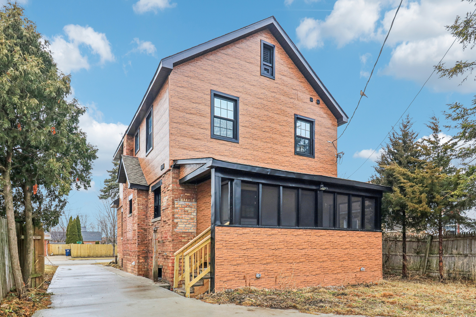1509 Center Street Property Photo 8