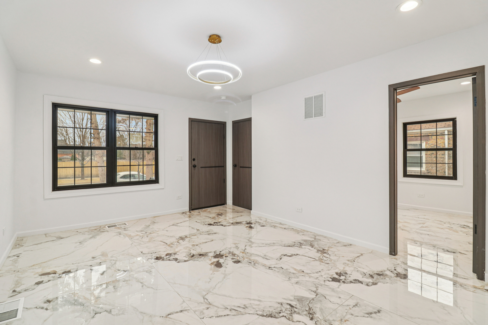 1509 Center Street Property Photo 10