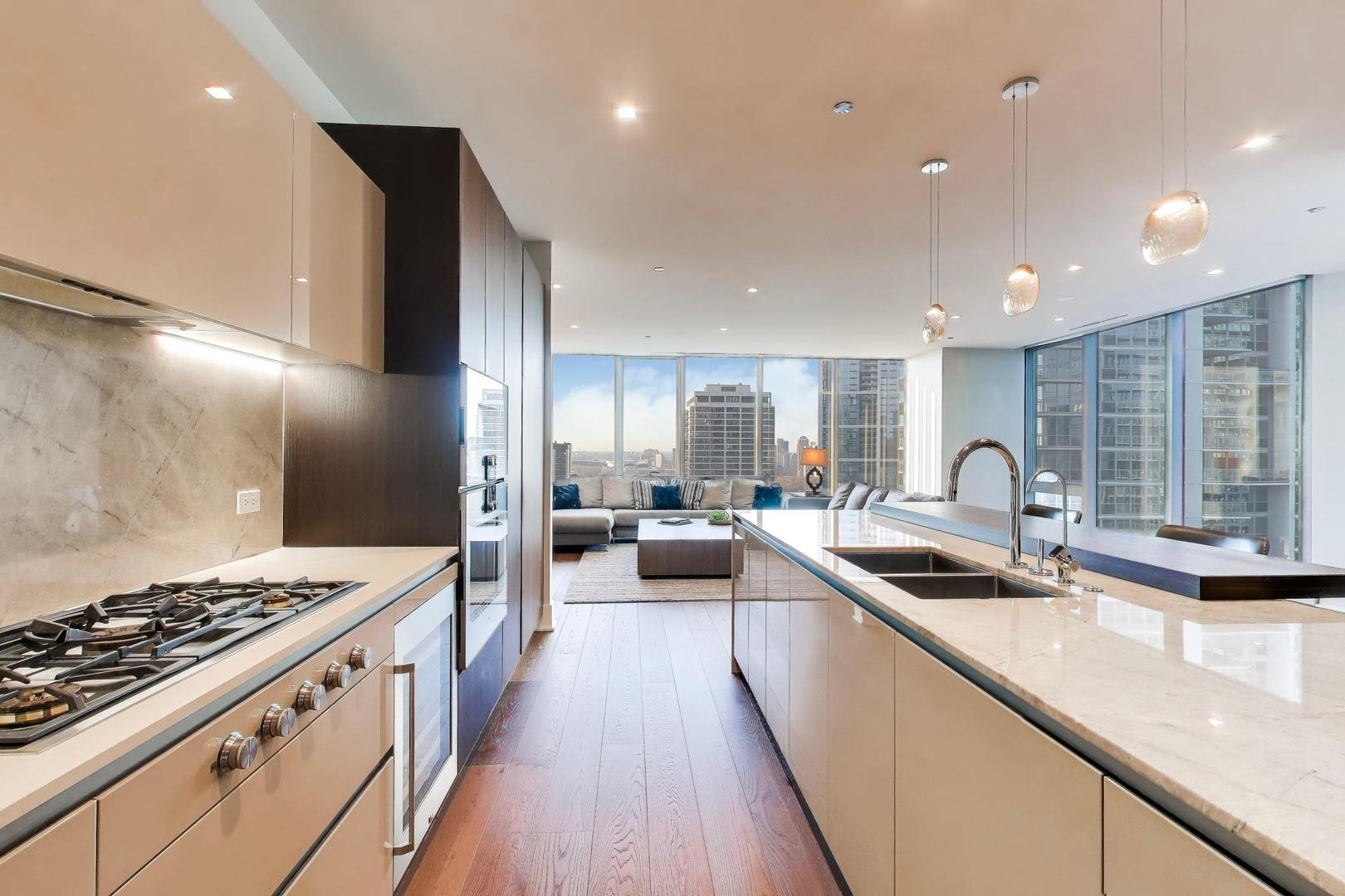 363 E Wacker Drive 2503 Property Photo 8