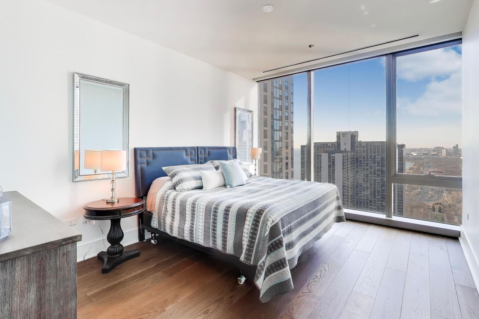 363 E Wacker Drive 2503 Property Photo 16