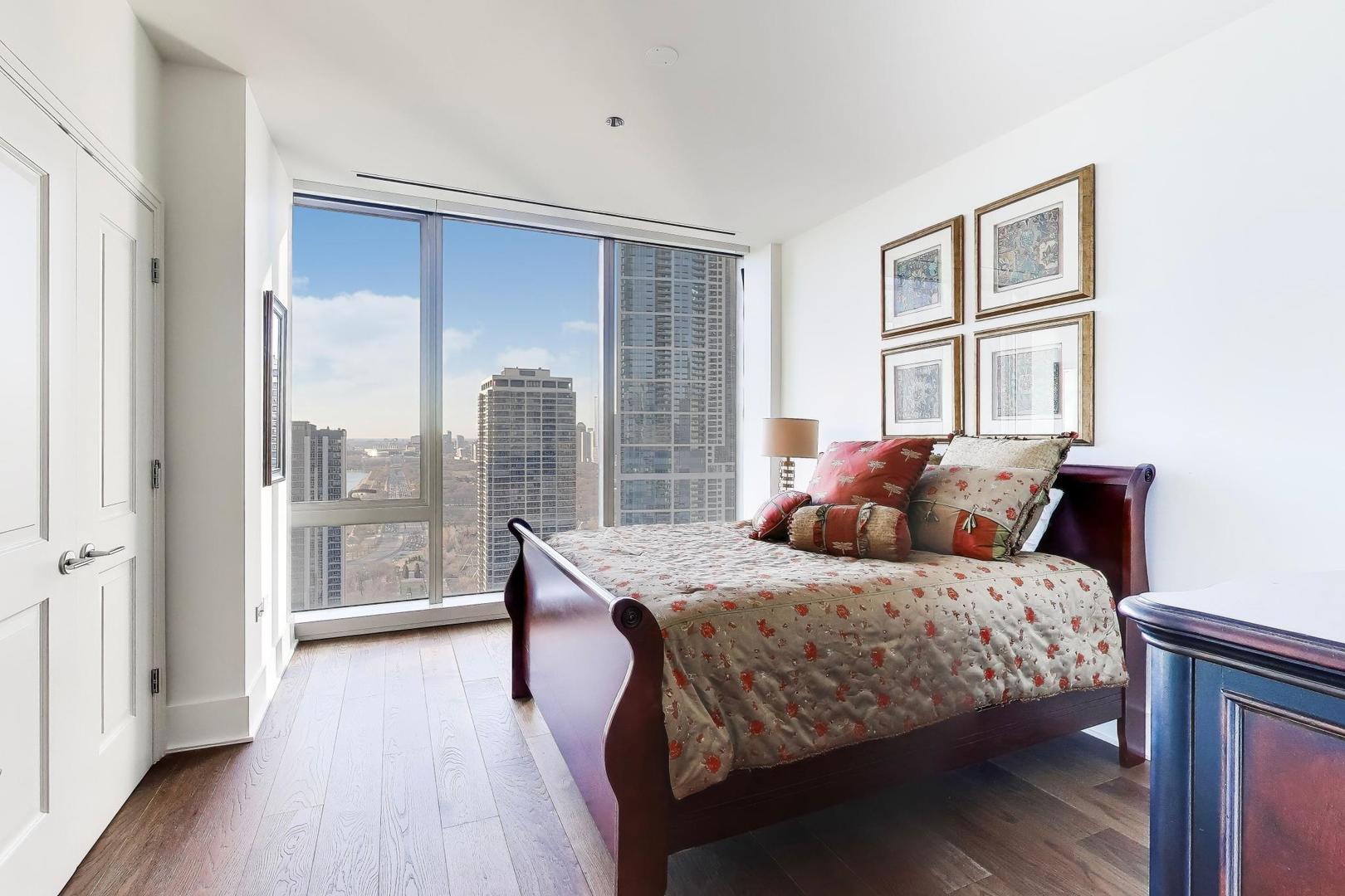 363 E Wacker Drive 2503 Property Photo 23