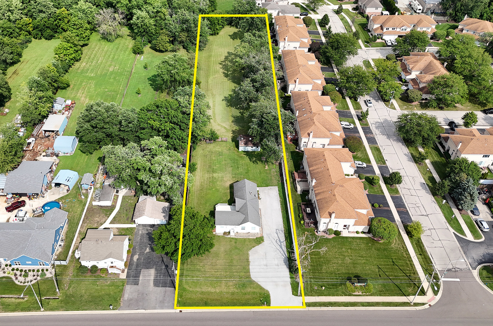 18145 Harlem Avenue Property Photo 2