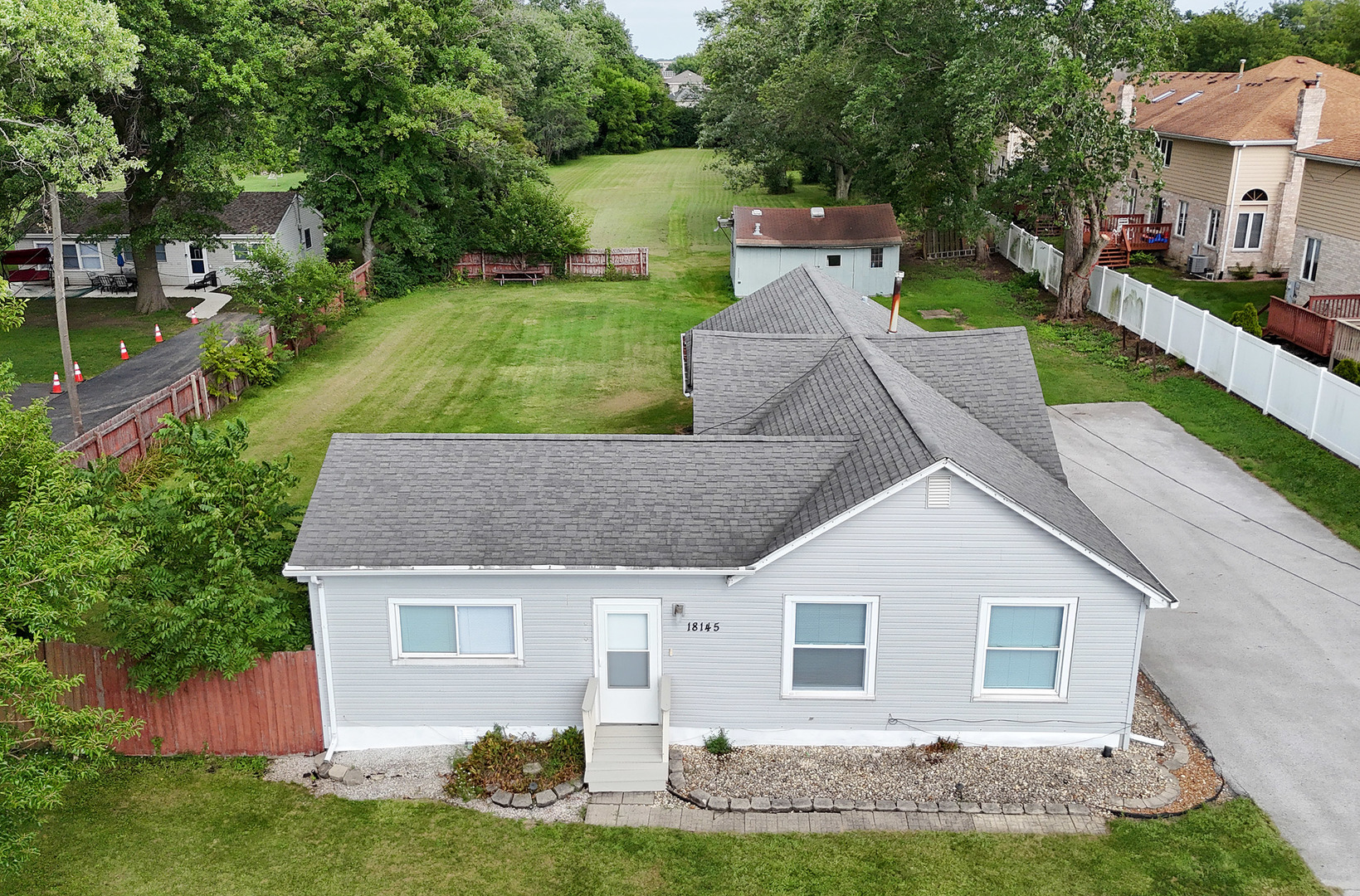 18145 Harlem Avenue Property Photo 4