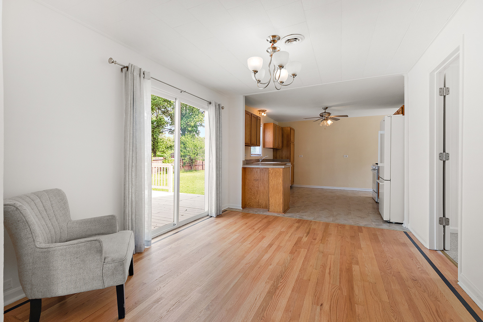 18145 Harlem Avenue Property Photo 8