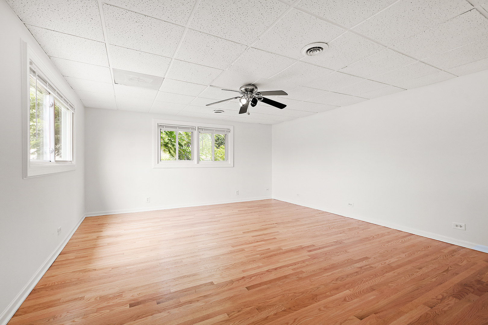 18145 Harlem Avenue Property Photo 13