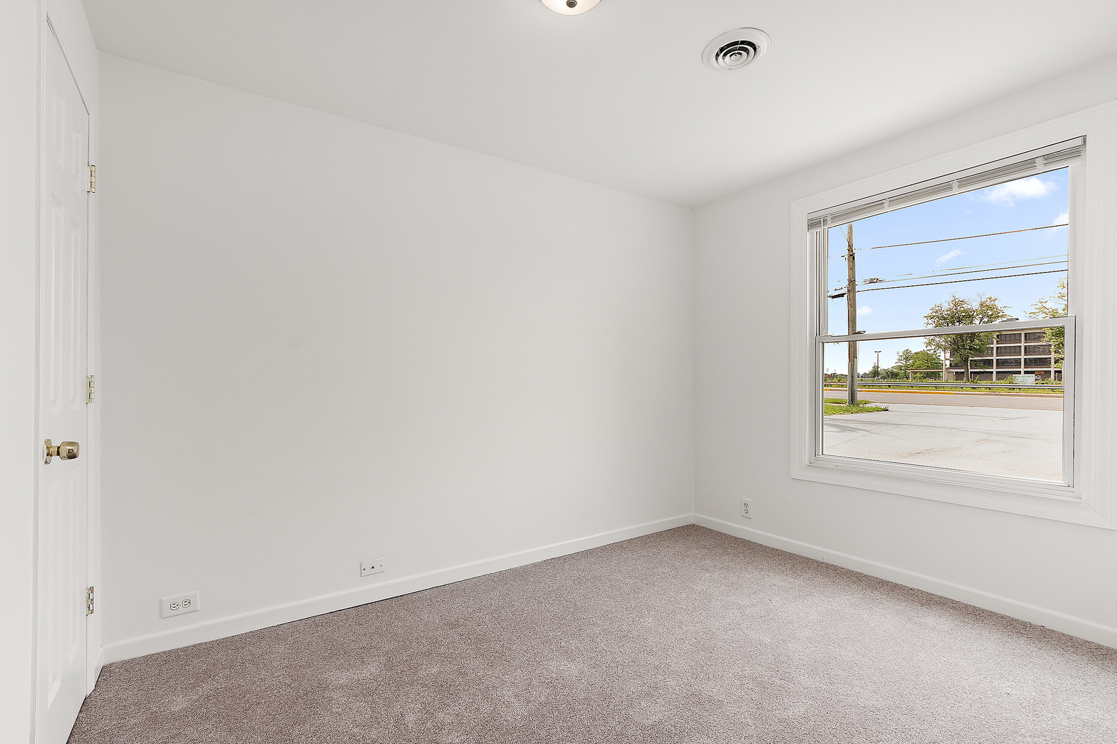18145 Harlem Avenue Property Photo 16