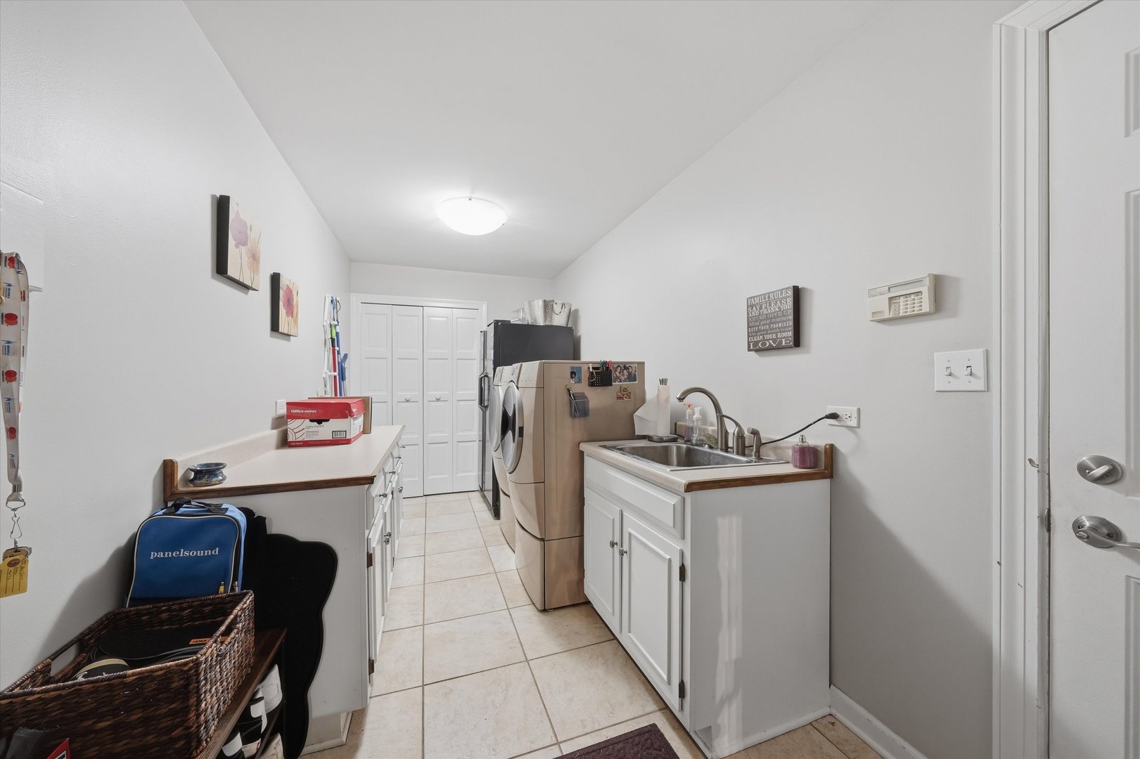 23w350 Pelham Court Property Photo 40