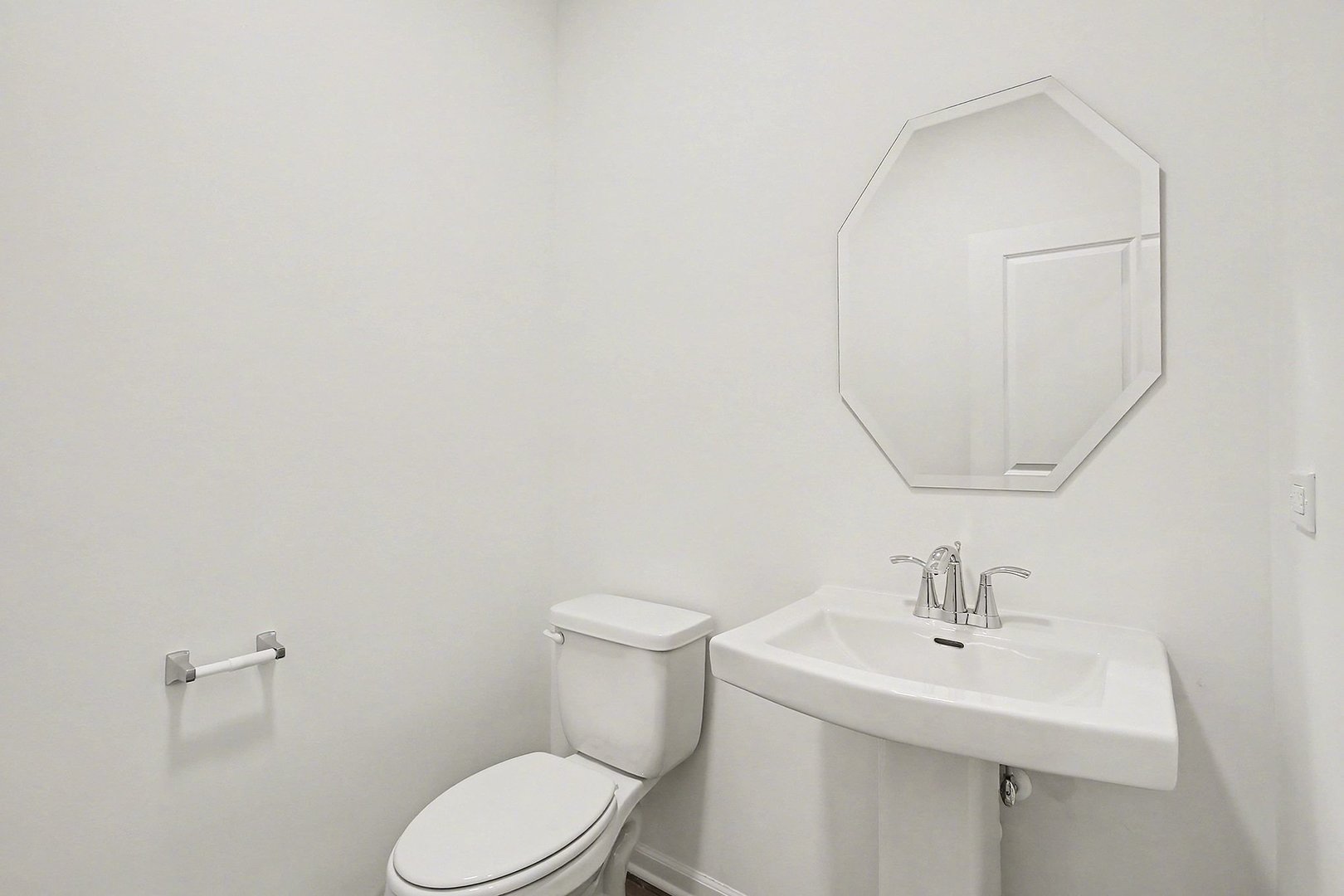 11453 Clyde Drive Property Photo 8