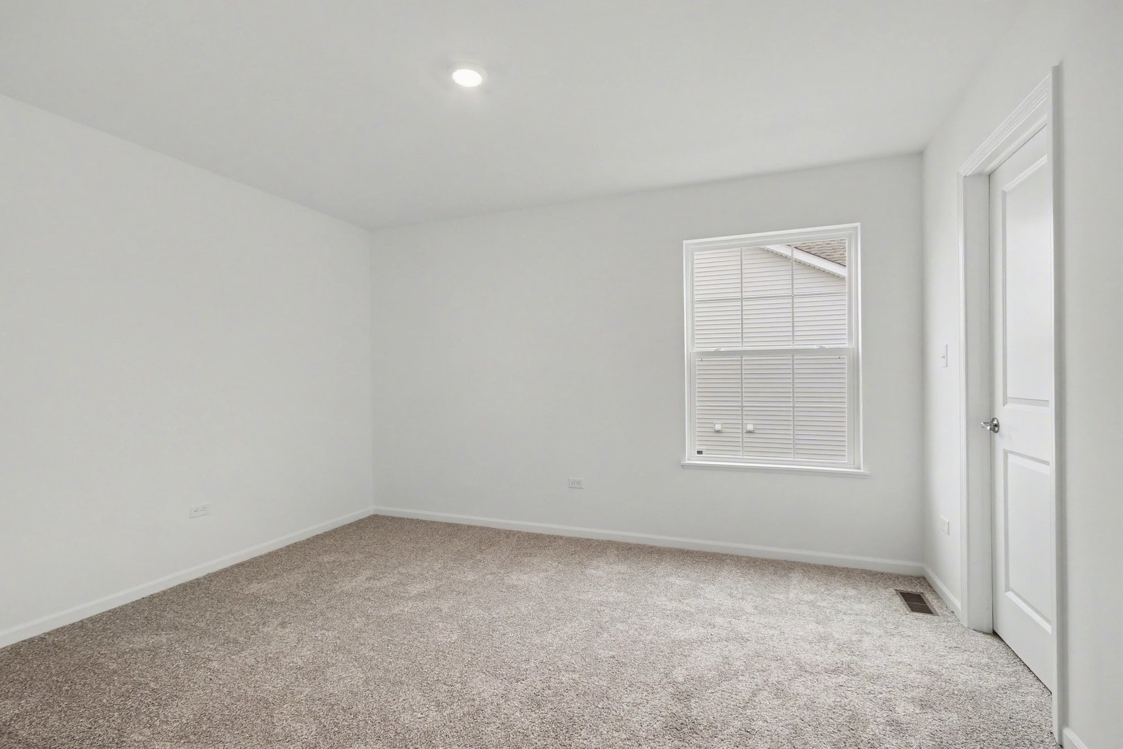 11453 Clyde Drive Property Photo 14