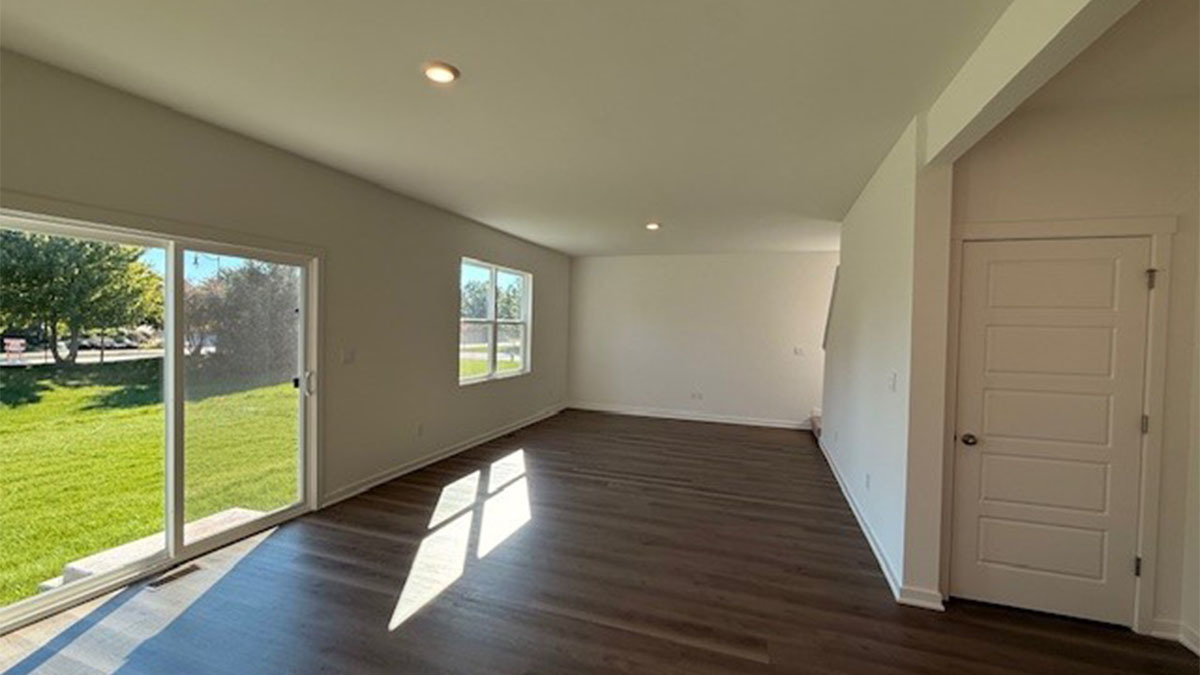 10036 Edgebrook Lane Property Photo 4
