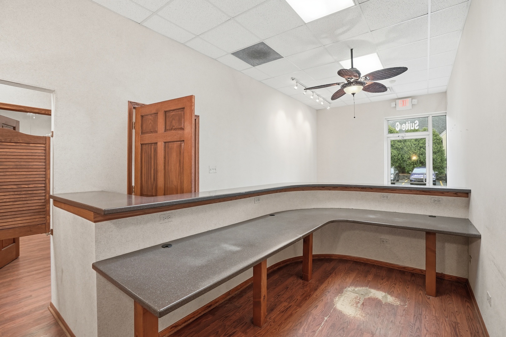 8025 Wicker Avenue C Property Photo 8
