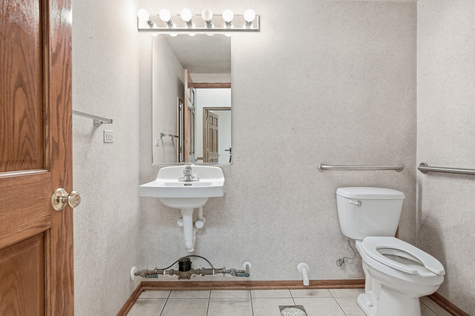 8025 Wicker Avenue C Property Photo 12