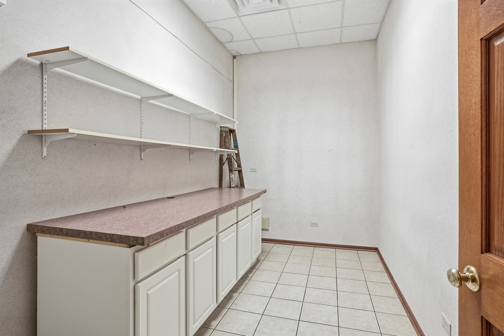 8025 Wicker Avenue C Property Photo 13