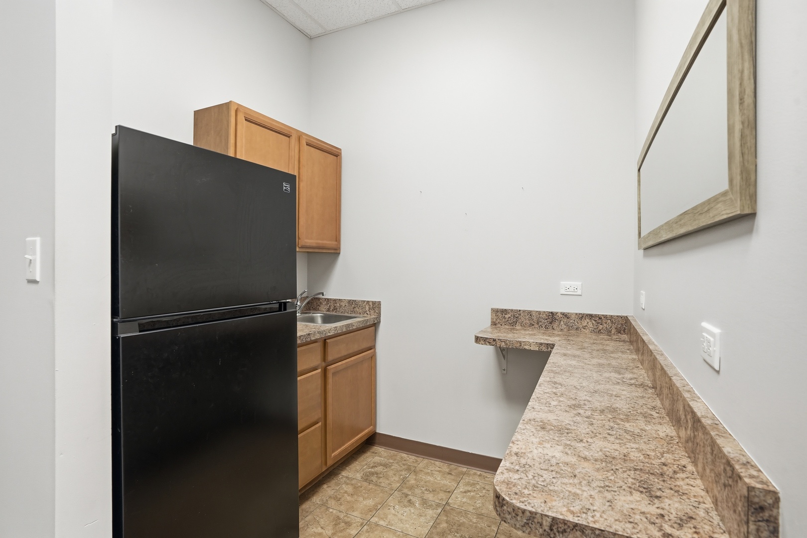 8025 Wicker Avenue C Property Photo 28