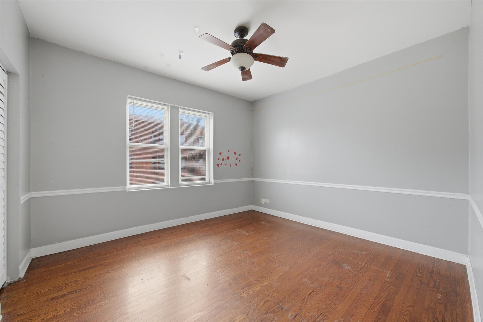 7601 S Essex Avenue 2 Property Photo 11