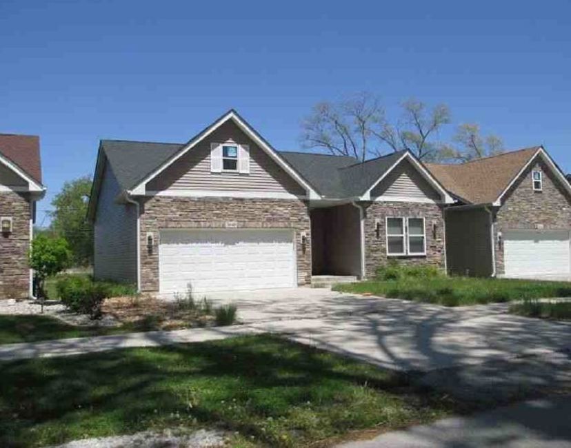 3648 W 139th Place Property Photo 2