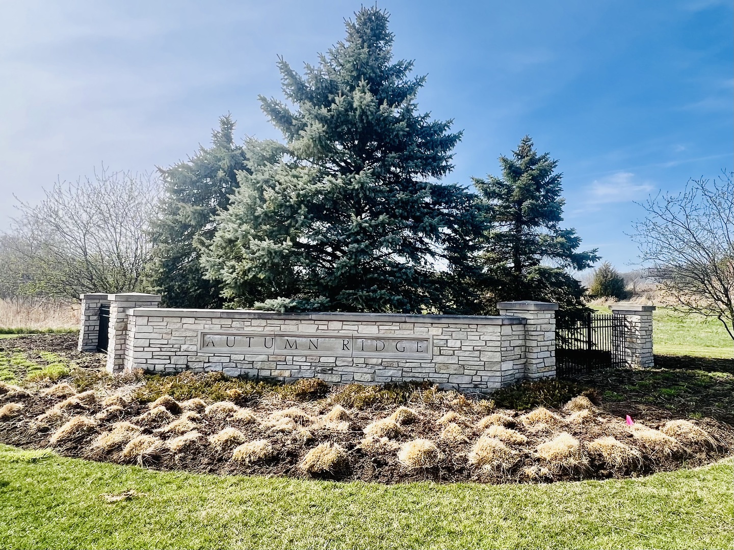 10400 Red Leaf Circle Property Photo 5