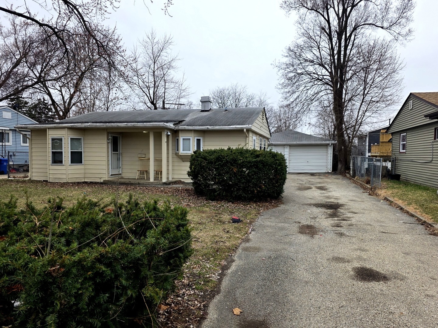 28 Hickory Drive Property Photo 1