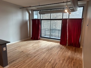1224 W Van Buren Street 511 Property Photo 7
