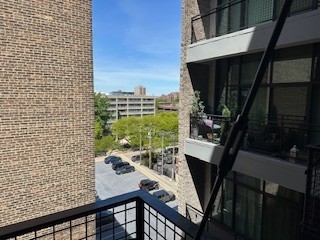 1224 W Van Buren Street 511 Property Photo 15