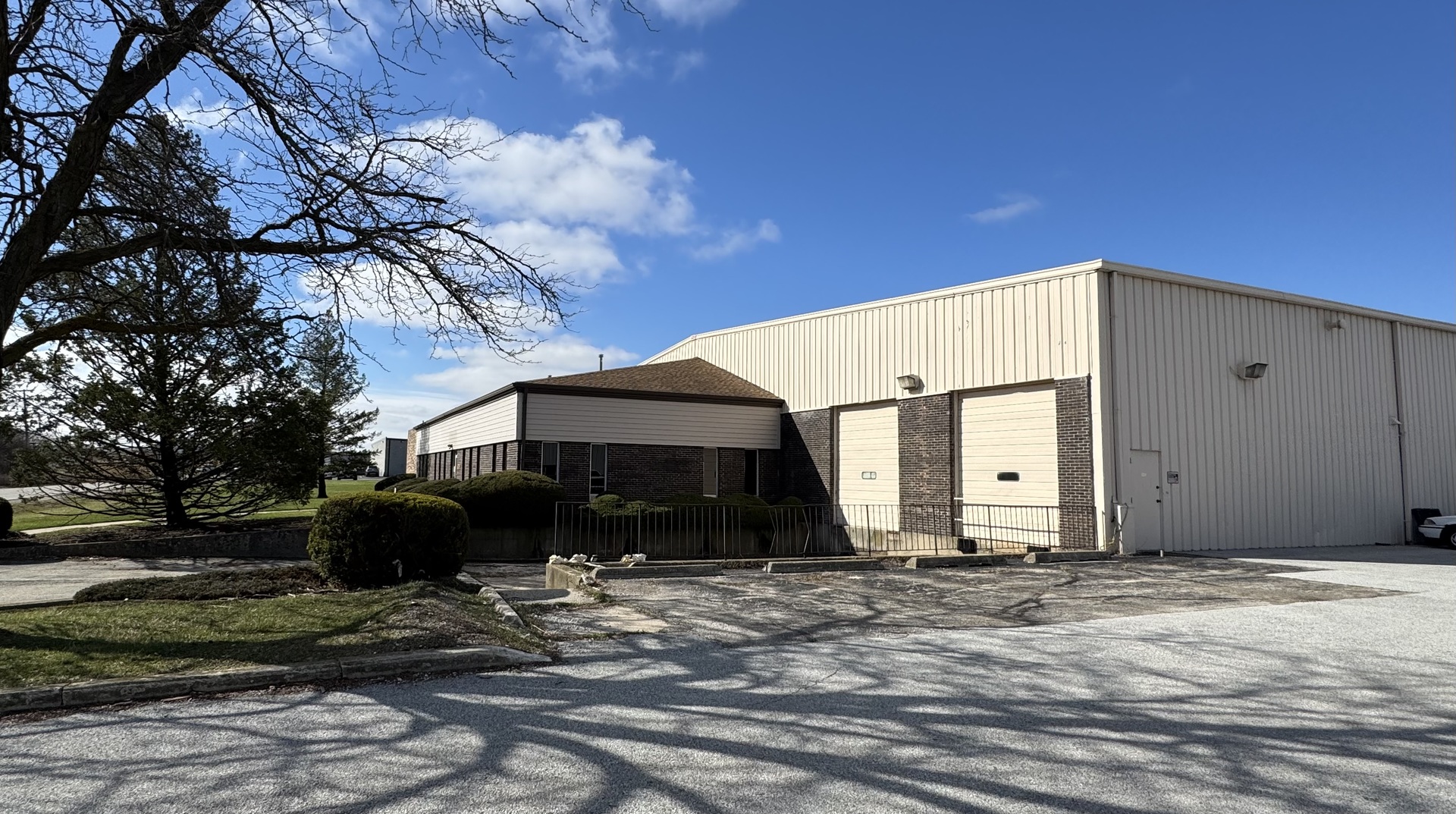 12589468 Property Photo 2