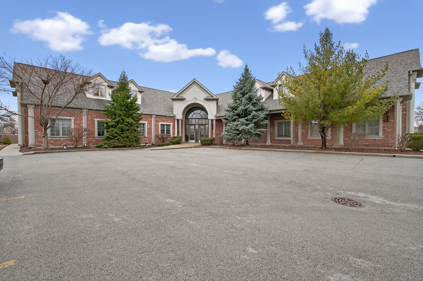 32 Uno Circle A-b Property Photo 1