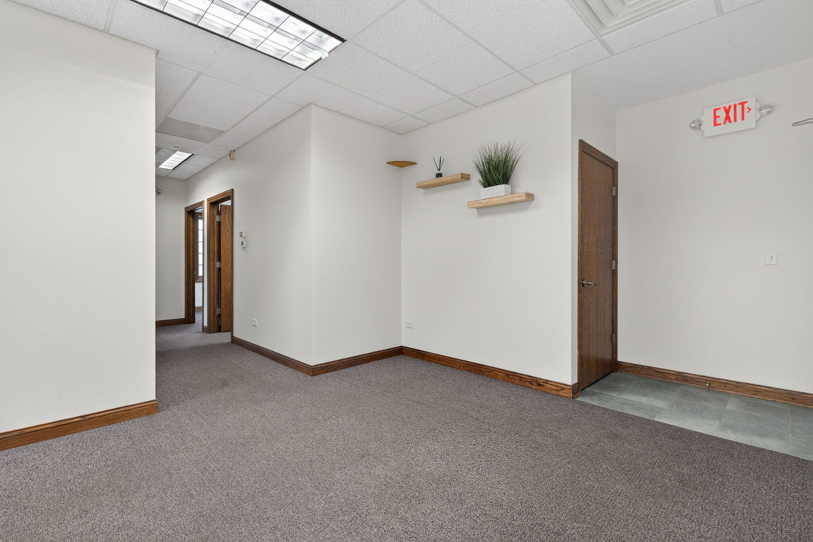 32 Uno Circle A-b Property Photo 5