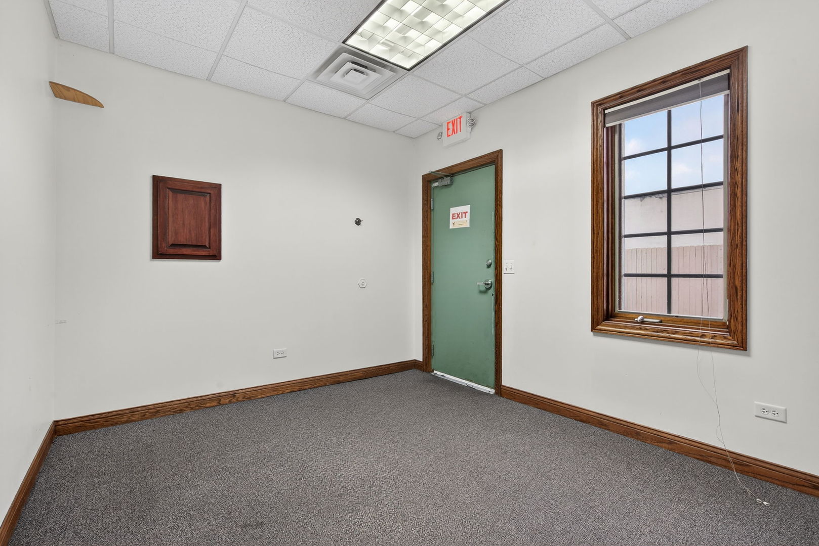 32 Uno Circle A-b Property Photo 10