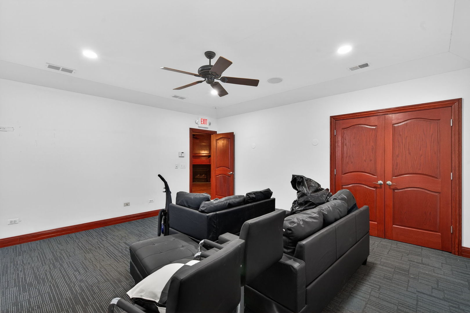 32 Uno Circle A-b Property Photo 31