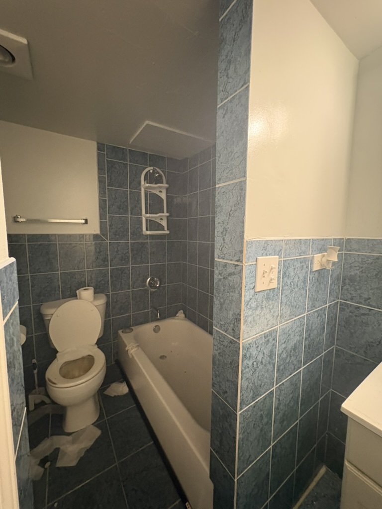 1413 W 73rd Street Property Photo 14