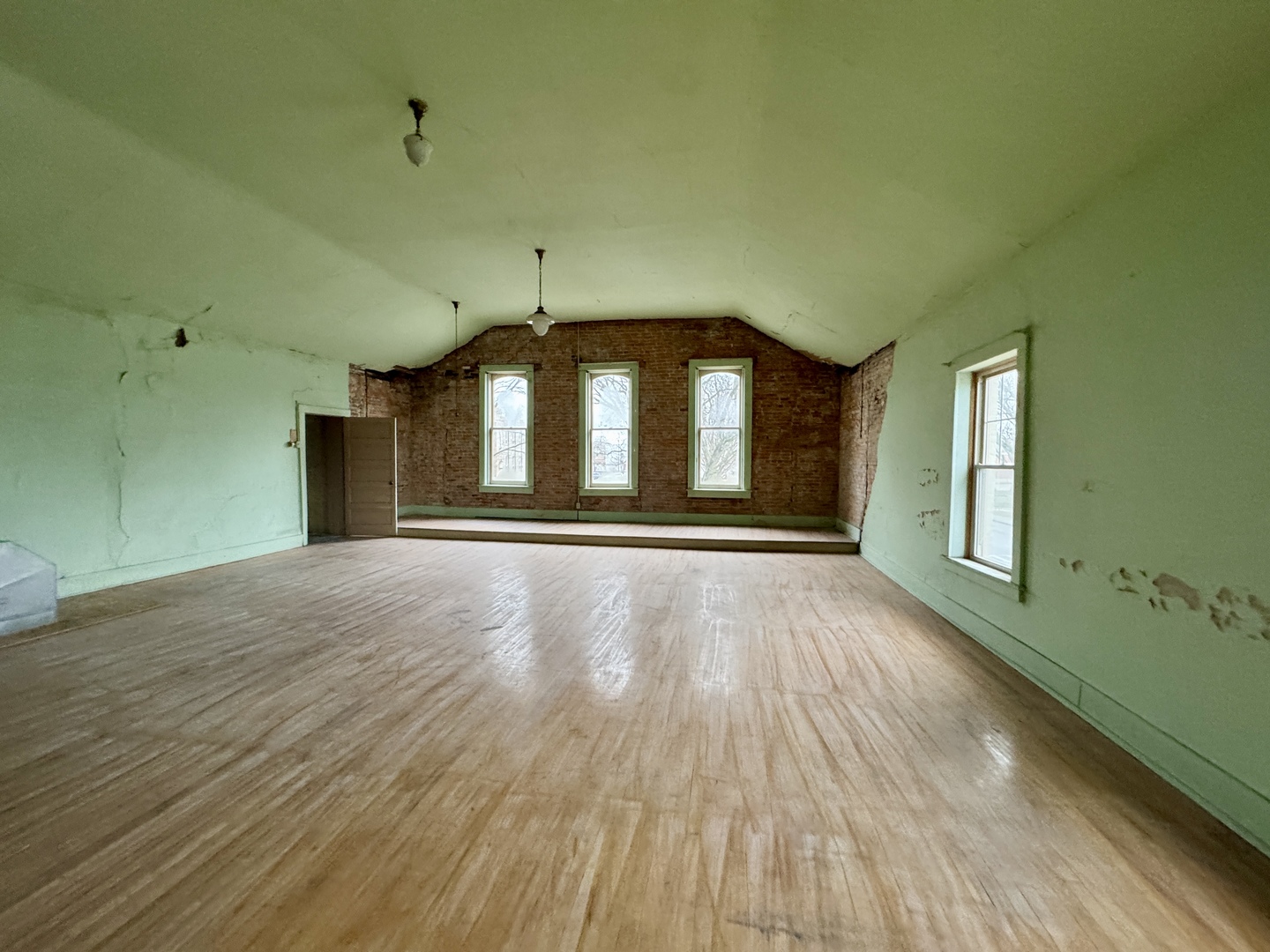 2 Park Avenue Property Photo 28