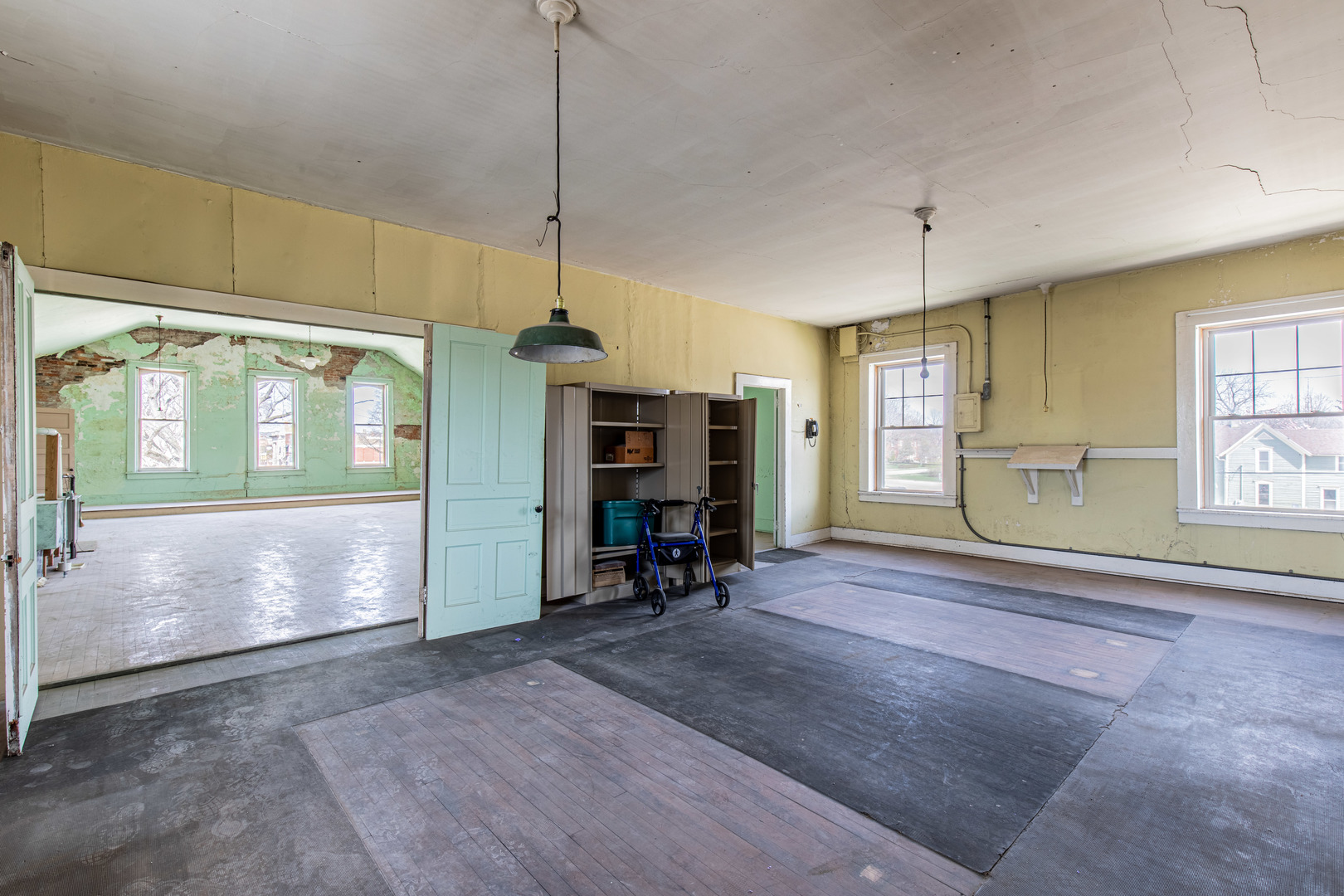 2 Park Avenue Property Photo 31