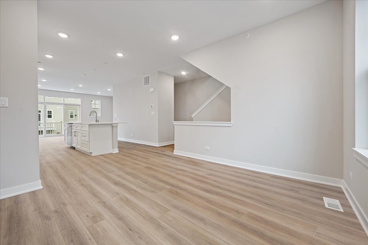 184 Eli Court Property Photo 10