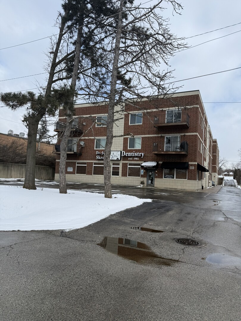 6961 Vine Street 301 Property Photo 1