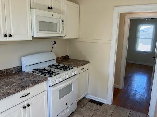 2415 Larch Rd Property Photo 6