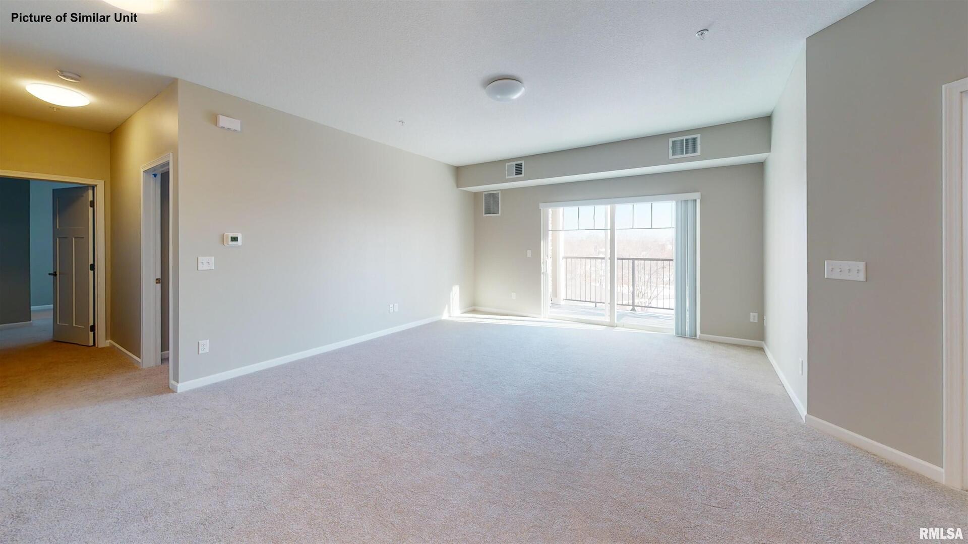 2592 Middle Road 206 Property Photo 18