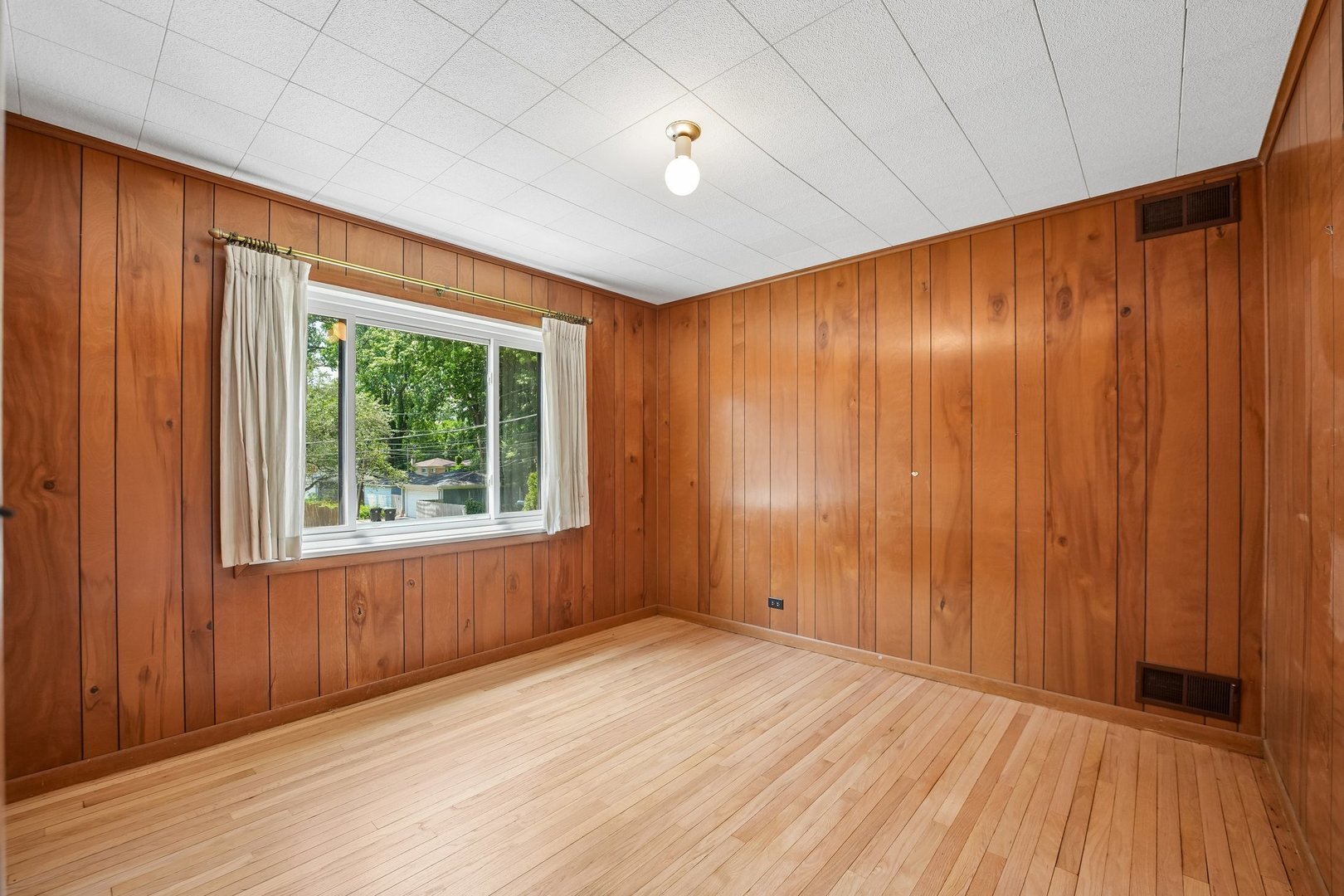 746 Dodge Avenue Property Photo 11
