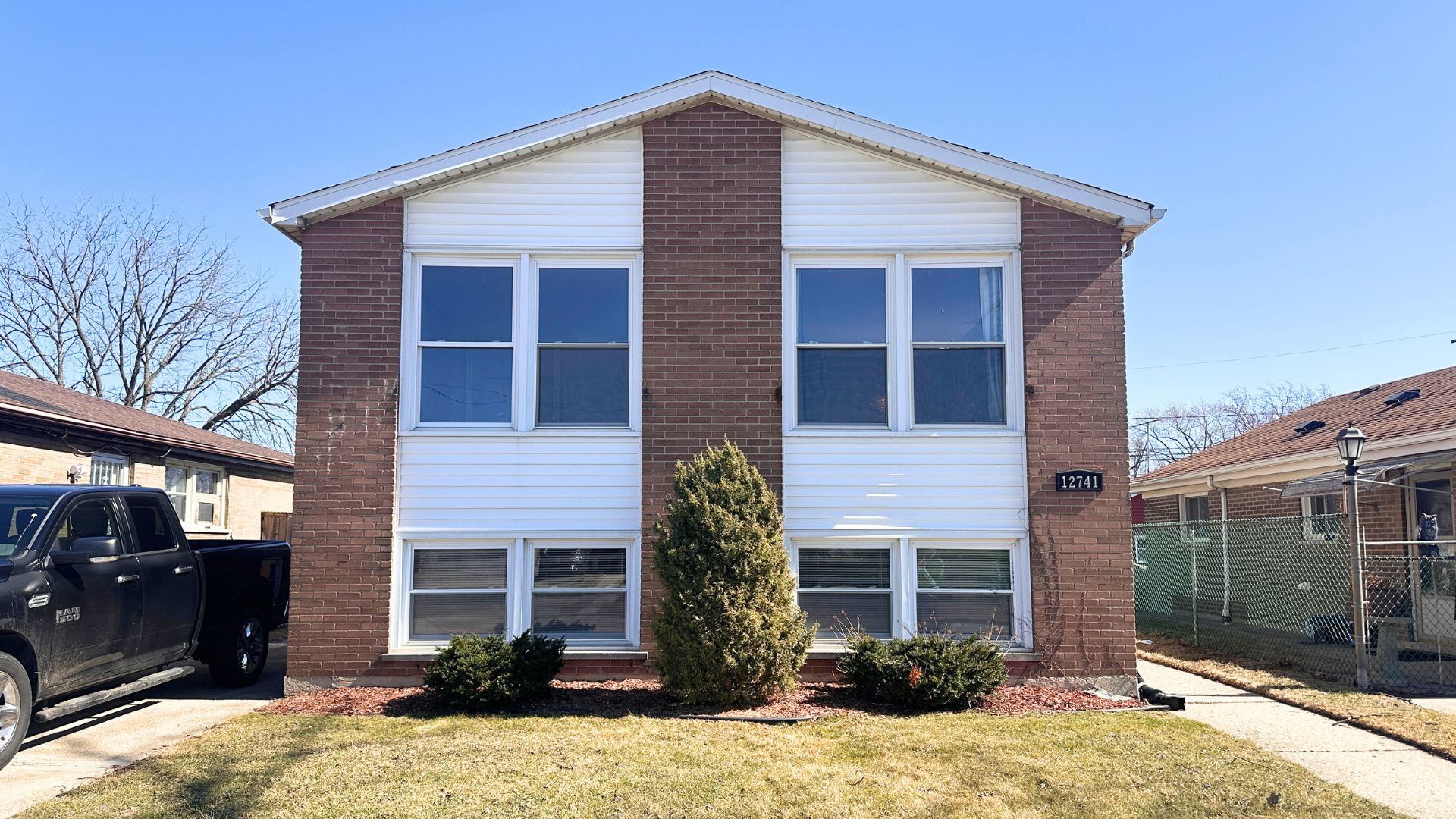 12741 S Manistee Avenue Property Photo 1