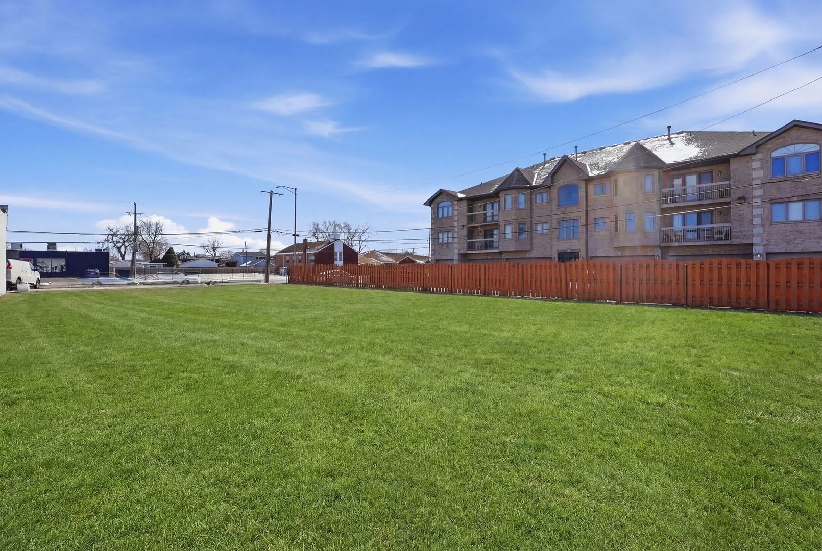 8404 S Roberts Road Property Photo 11