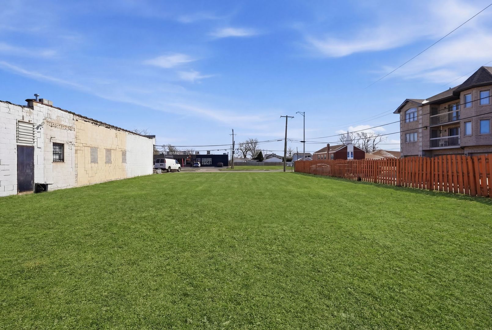 8404 S Roberts Road Property Photo 13