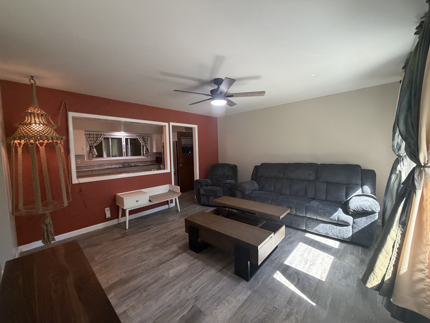 1427 Mark Drive Property Photo 3