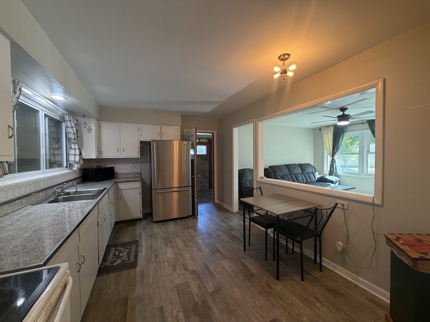 1427 Mark Drive Property Photo 7